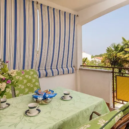 Apartament Nives *